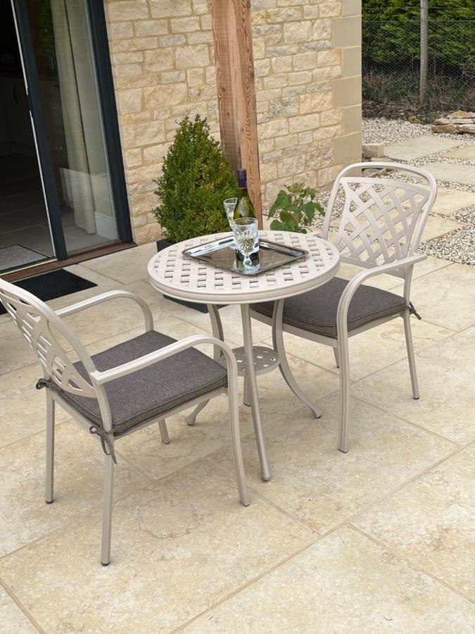 סירנססטר Luxury Lodge @ Ewen Barn - Private 5* Retreat מראה חיצוני תמונה